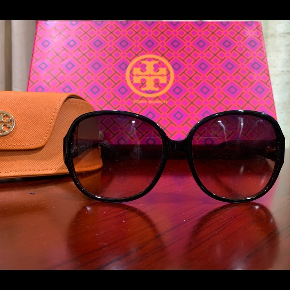 Tory Burch sunglasses with carrying case, used